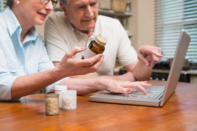  Возврат средств за лекарства для пенсионера без дохода - шаг за шагом